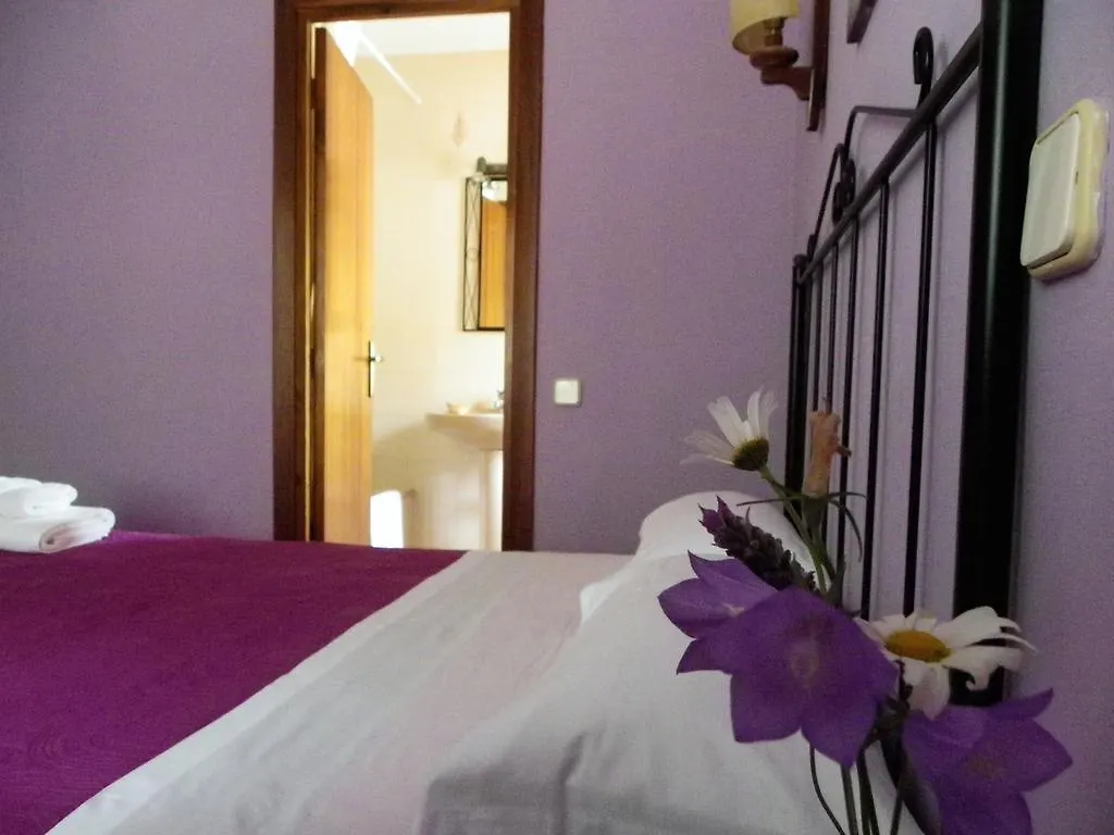 Hostal Alt Pirineu Soriguera 2*,  España
