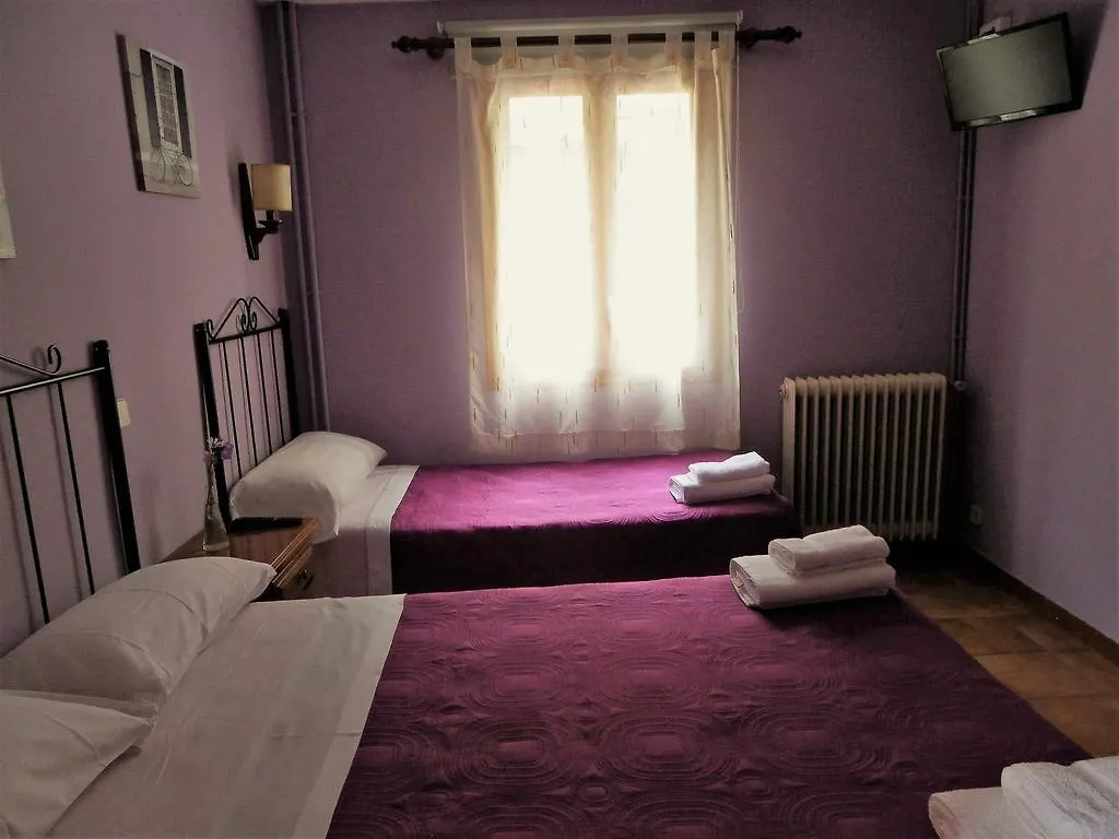 Hostal Alt Pirineu Soriguera Pensión