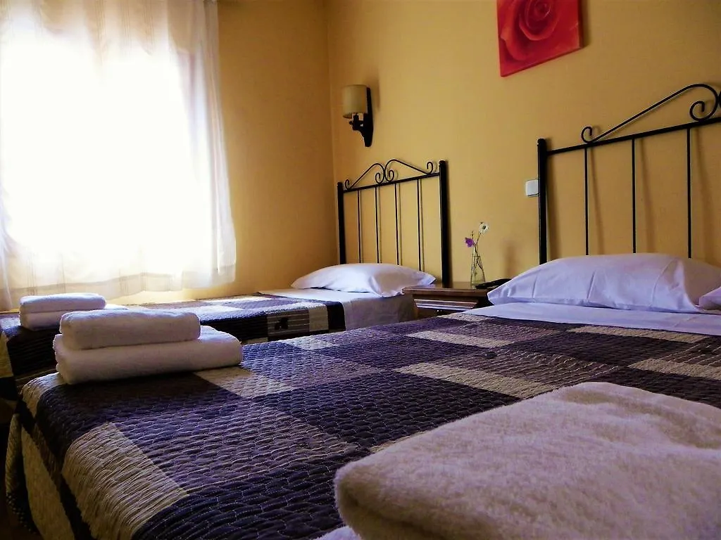 ** Pensión Hostal Alt Pirineu Soriguera España